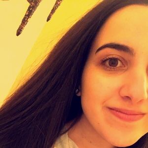 Meet your Posher, Kamelia